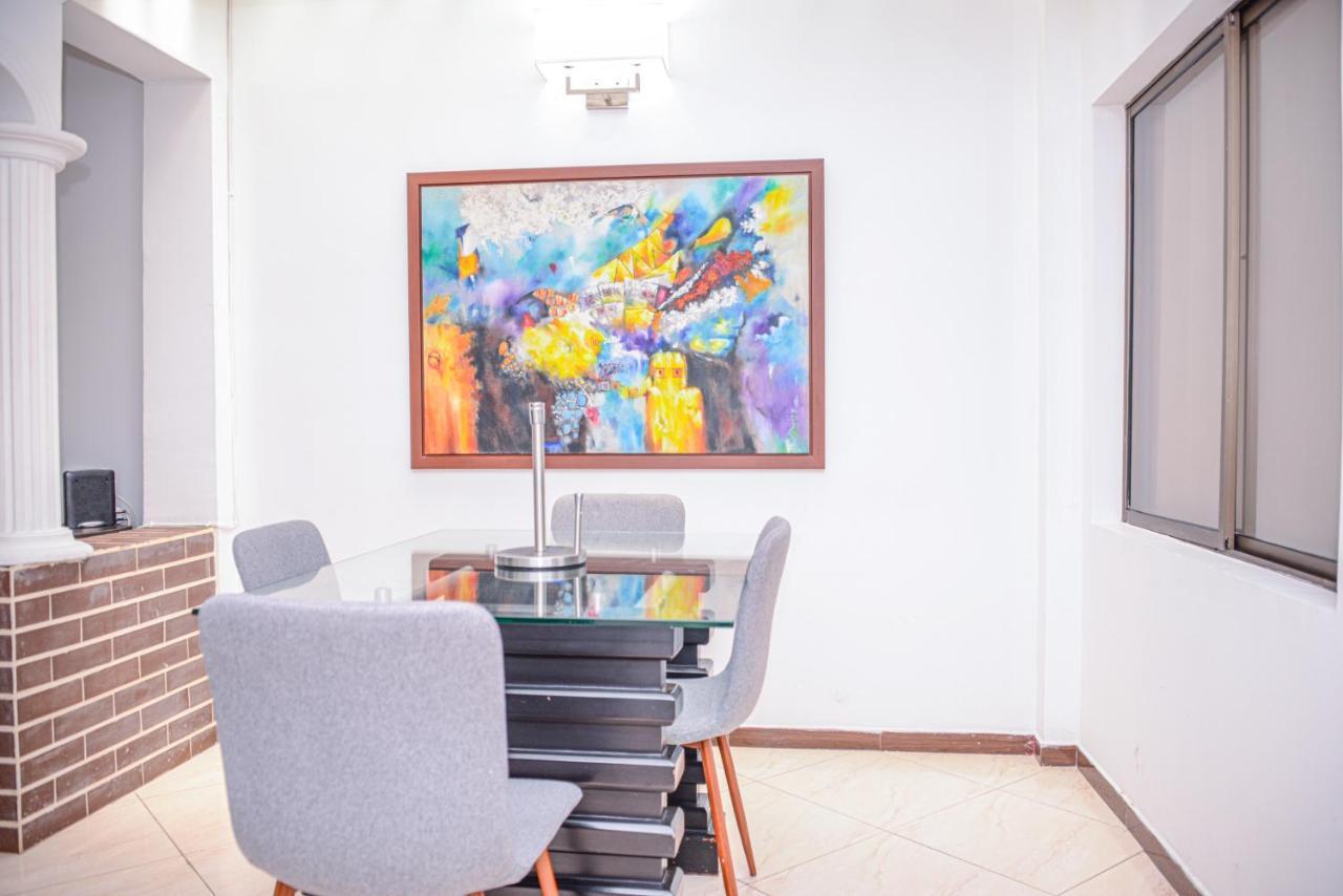 Poblado Brownstone Apartamento Medellín Exterior foto